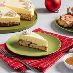 Food Club Cinnamon Roll Cheesecake - Stewart's Marketplace