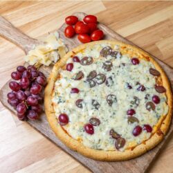 Grape Gorgonzola Pizza - Payson Market
